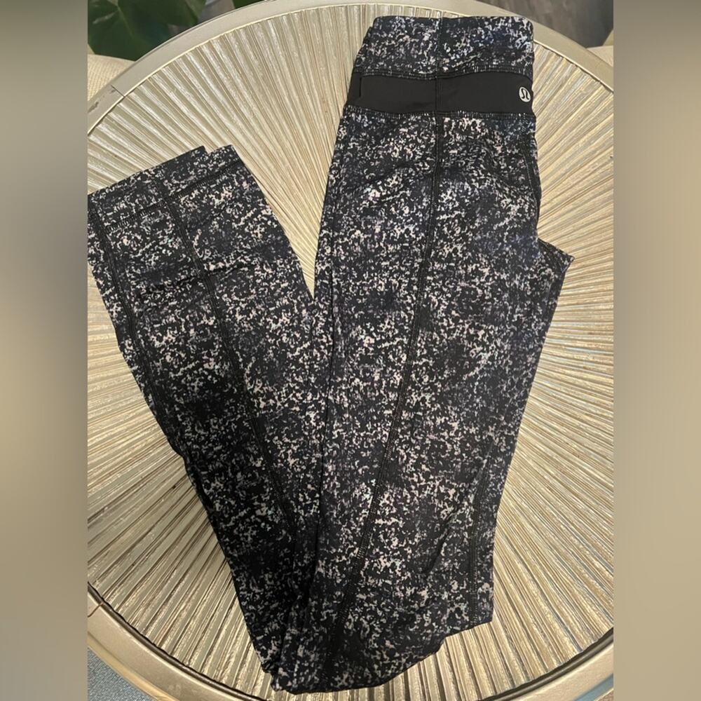 Lululemon skinny groove